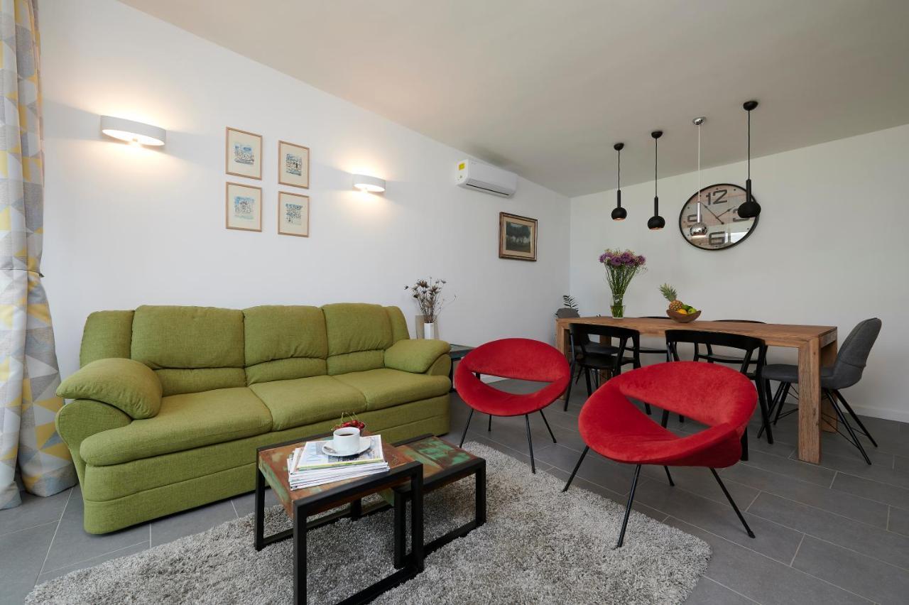 Villa Lovor Трогир Екстериор снимка